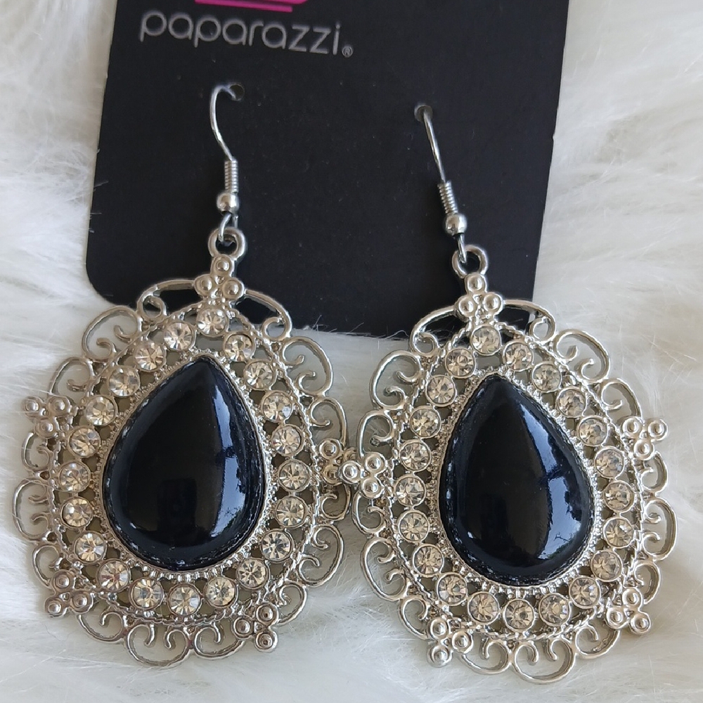 Paparazzi Black and Silver Filigree Earrings